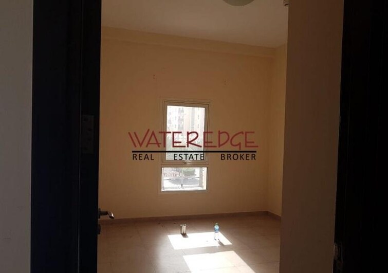 Al Thamam Apartment for Sale, Remraam, Dubai