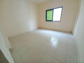 Studio Apartment For Rent in Muwaileh Building