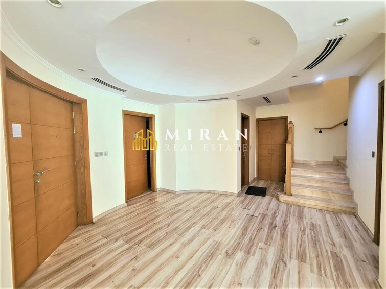 District 2 Villa for Sale, Jumeirah Park, Dubai