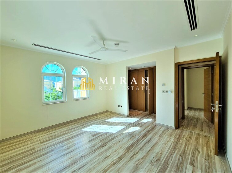 District 2 Villa for Sale, Jumeirah Park, Dubai