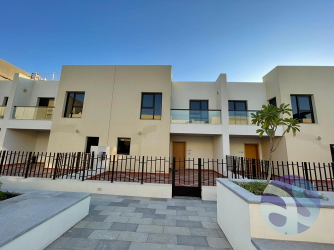  Villa for Sale, International City, Dubai