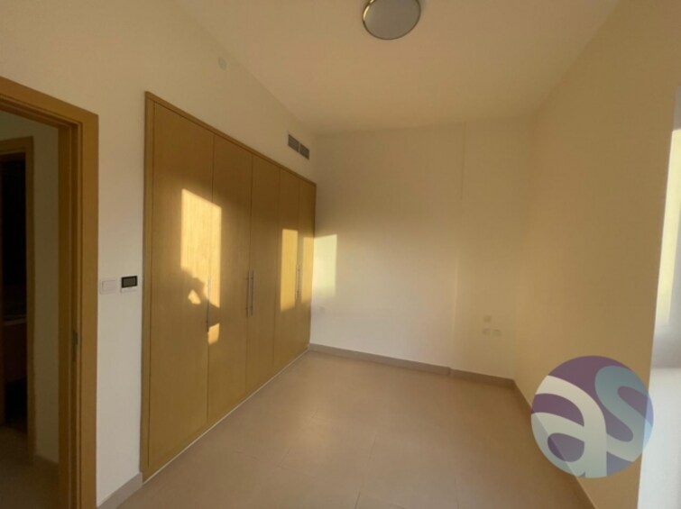  Villa for Sale, International City, Dubai