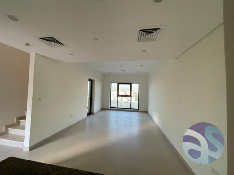  Villa for Sale, International City, Dubai