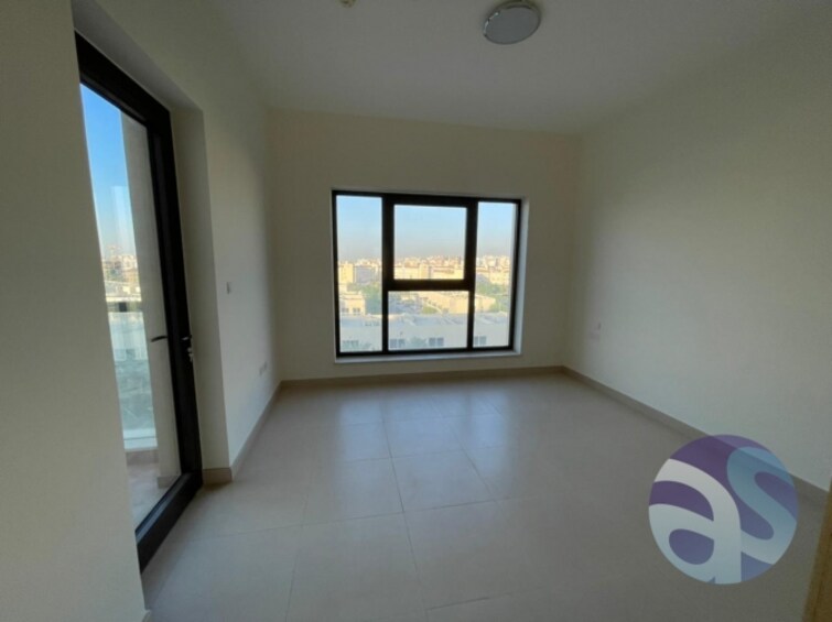  Villa for Sale, International City, Dubai