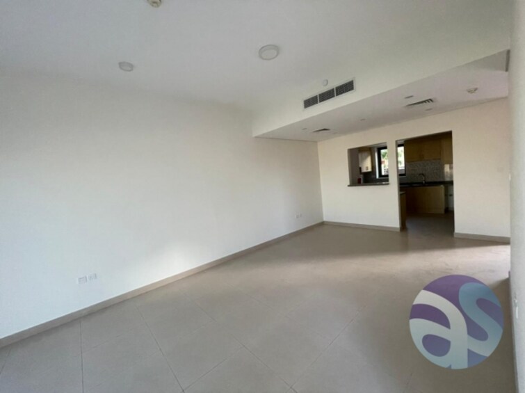 Villa for Sale, International City, Dubai