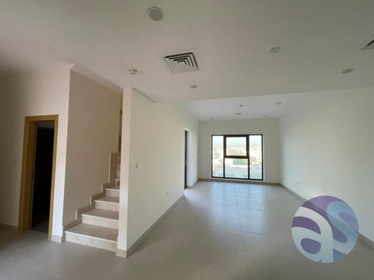  Villa for Sale, International City, Dubai