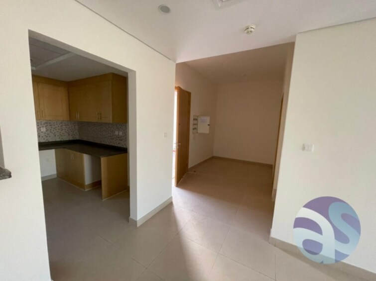 Villa for Sale, International City, Dubai