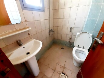 Studio Apartment For Rent in Muwaileh Building