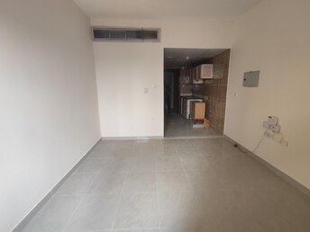 Studio Apartment For Rent in Muwaileh Building