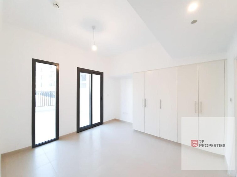 Hayat Boulevard Apartment for Sale, Town Square, Dubai