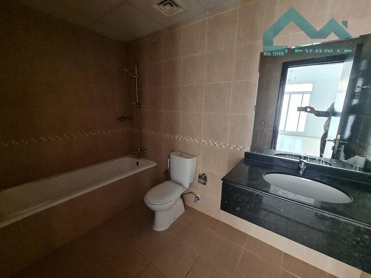 Queue Point Apartment for Rent, , Dubai