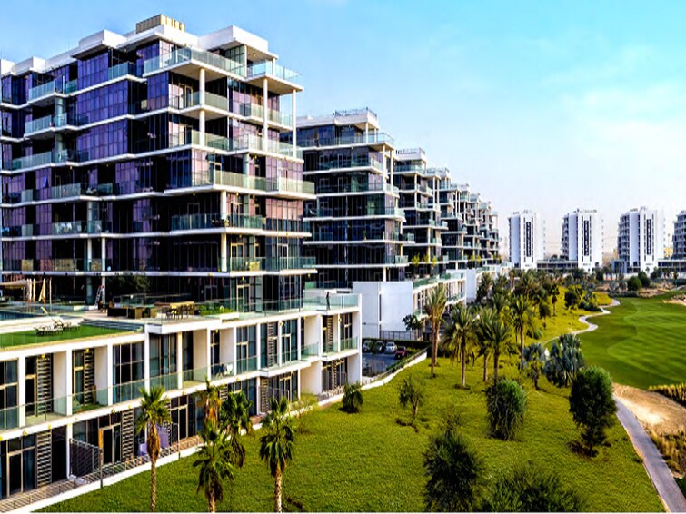 2 Bedroom 1400 Sq.Ft. Apartment for Sale in Golf Promenade, Dubai - 4923136