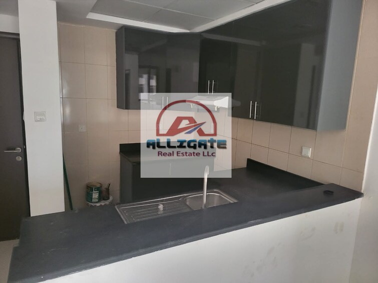 Escan Marina Tower Apartment for Rent, Dubai Marina, Dubai