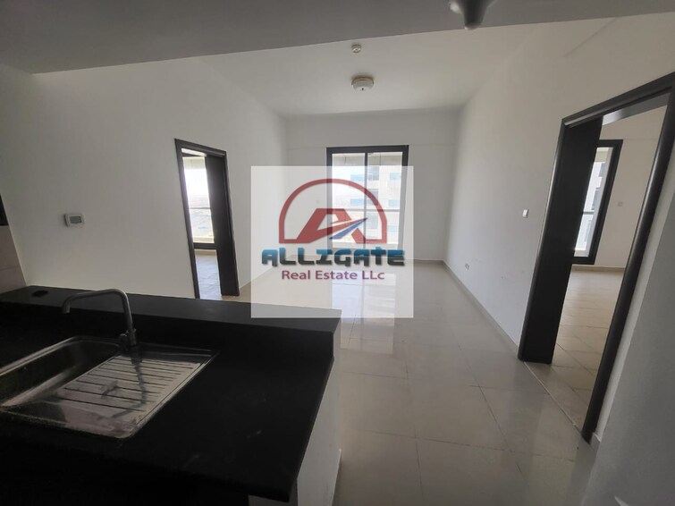 Escan Marina Tower Apartment for Rent, Dubai Marina, Dubai