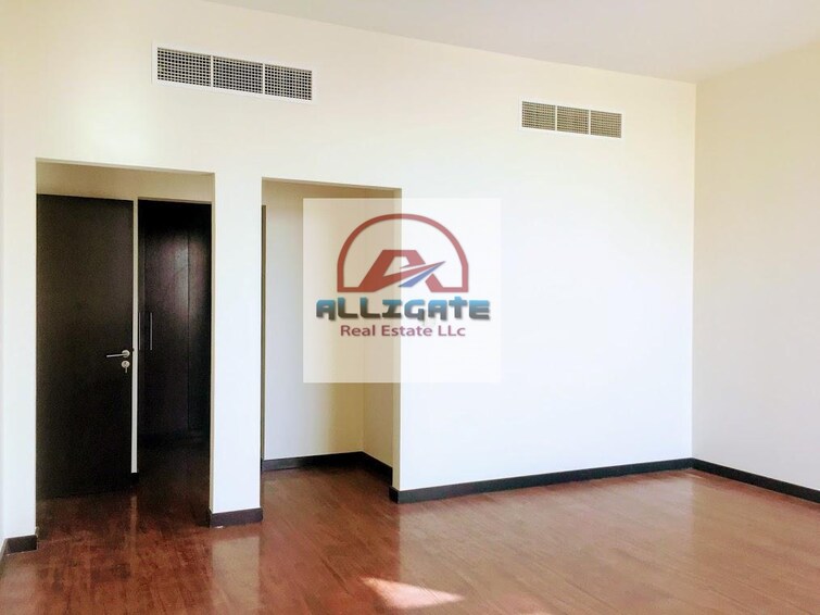 JLT Cluster S (Green Lake Towers) Apartment for Sale, Jumeirah Lake Towers (JLT), Dubai