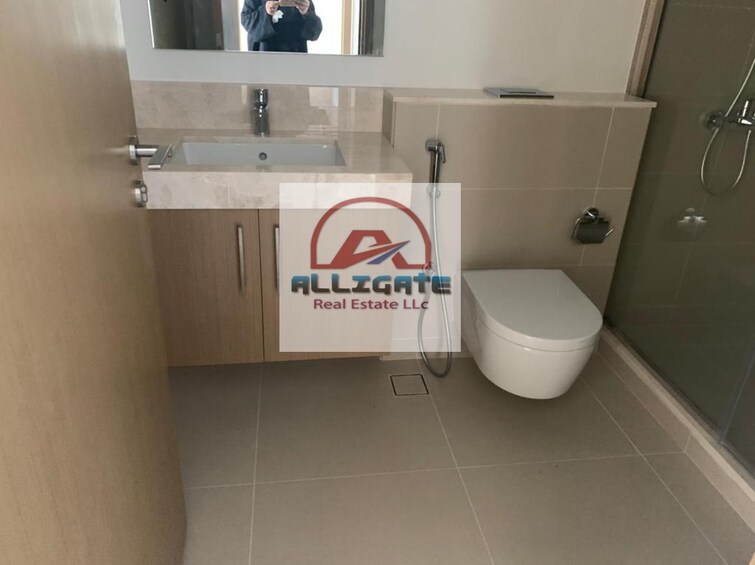  Apartment for Sale, Dubai Creek Harbour, Dubai
