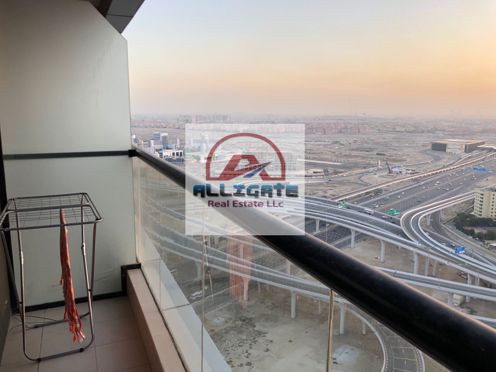 Escan Marina Tower Apartment for Sale, Dubai Marina, Dubai