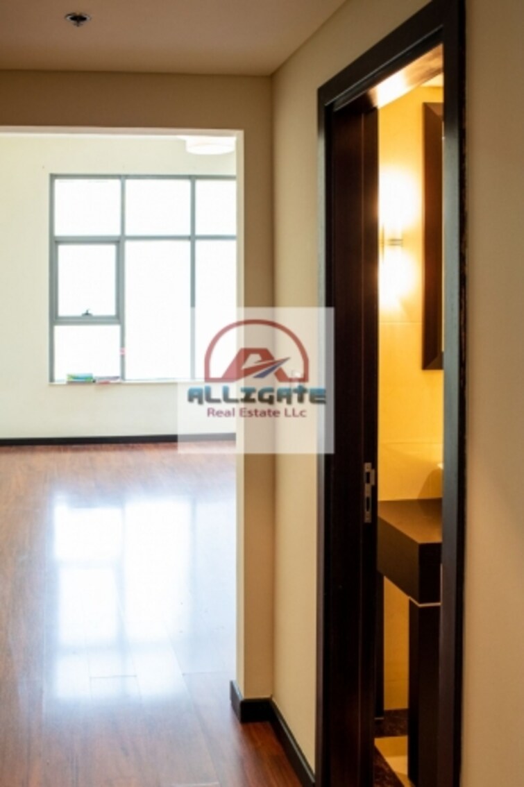 JLT Cluster S (Green Lake Towers) Apartment for Sale, Jumeirah Lake Towers (JLT), Dubai