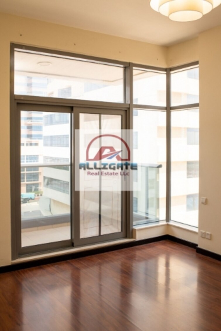 JLT Cluster S (Green Lake Towers) Apartment for Sale, Jumeirah Lake Towers (JLT), Dubai