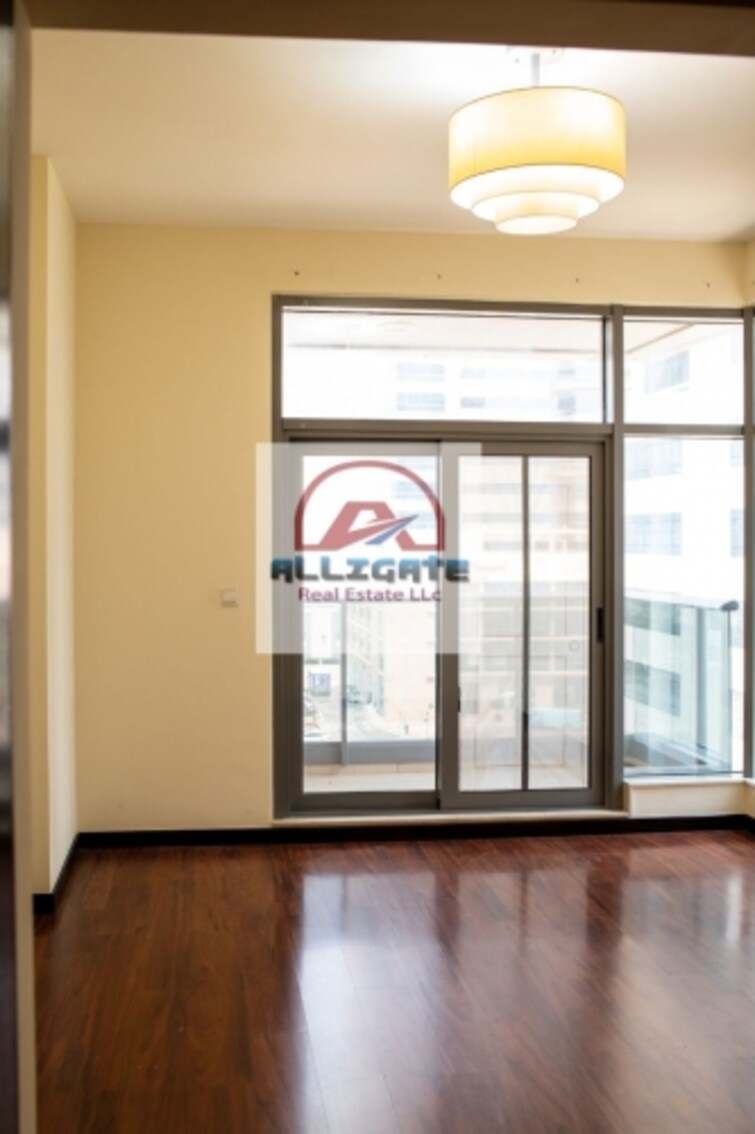 JLT Cluster S (Green Lake Towers) Apartment for Sale, Jumeirah Lake Towers (JLT), Dubai