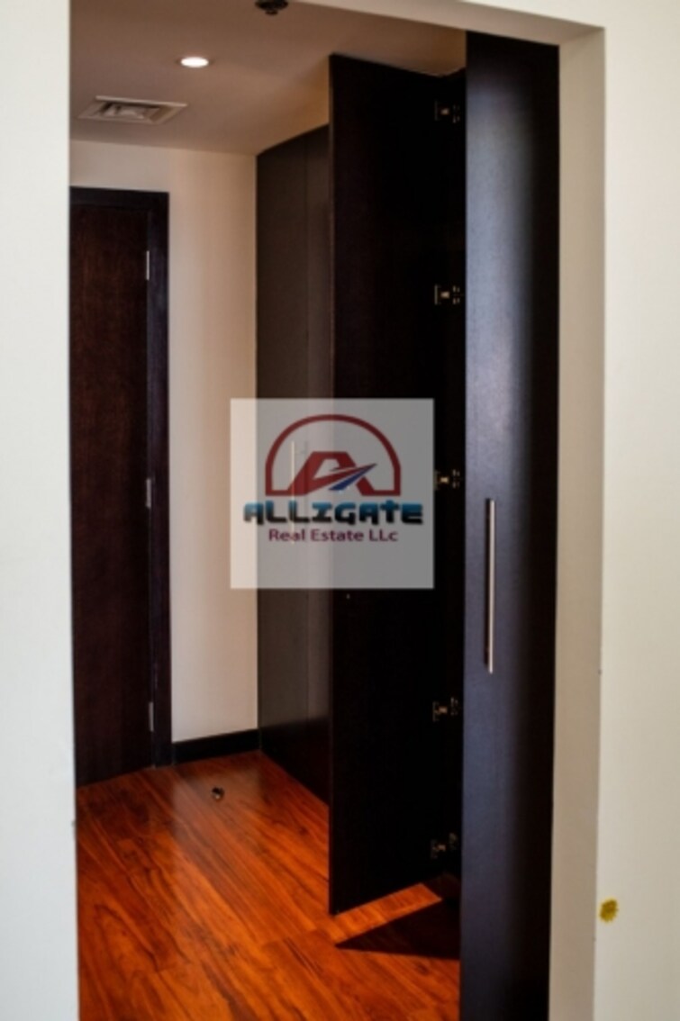 JLT Cluster S (Green Lake Towers) Apartment for Sale, Jumeirah Lake Towers (JLT), Dubai