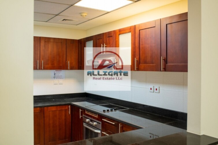 JLT Cluster S (Green Lake Towers) Apartment for Sale, Jumeirah Lake Towers (JLT), Dubai