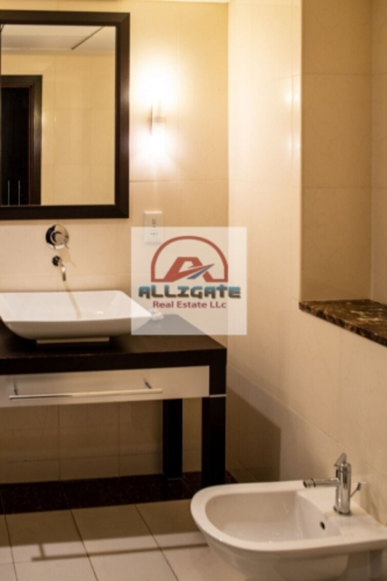 JLT Cluster S (Green Lake Towers) Apartment for Sale, Jumeirah Lake Towers (JLT), Dubai