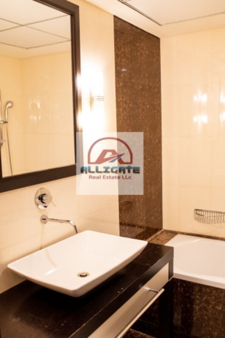 JLT Cluster S (Green Lake Towers) Apartment for Sale, Jumeirah Lake Towers (JLT), Dubai