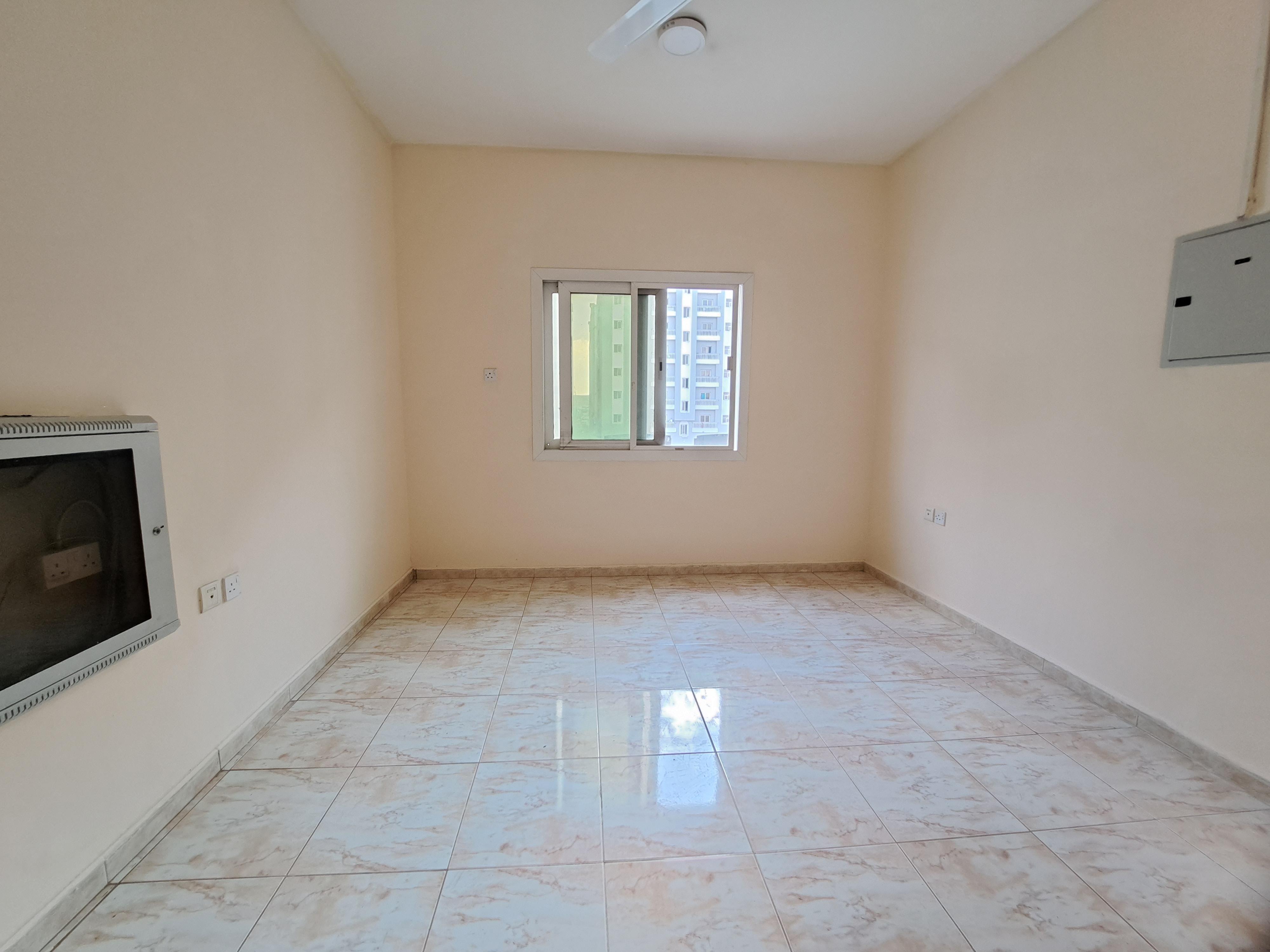 Muwaileh Building Apartment for Rent, Muwaileh, Sharjah