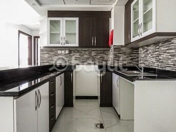 Studio Apartment For Rent in Muwaileh Building