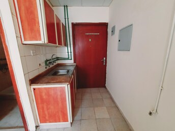 Studio Apartment For Rent in Muwaileh Building