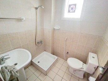 Studio Apartment For Rent in Muwaileh Building