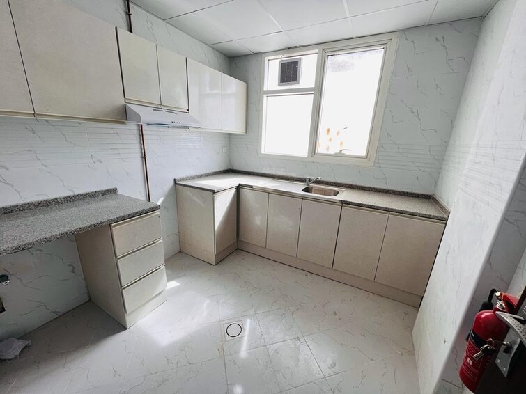 Muwaileh Building Apartment for Rent, Muwaileh, Sharjah