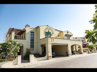 2 BR Villa For Sale in Mushrif Village Cover Image