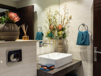 1 BR Apartment For Sale in Laya Mansion