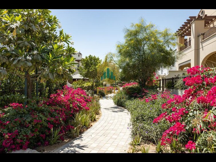 Mushrif Village Villa for Sale, Mirdif, Dubai