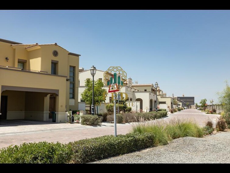 Mushrif Village Villa for Sale, Mirdif, Dubai