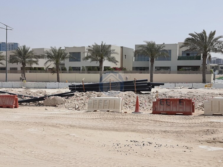Dubai Healthcare City Land for Sale, Bur Dubai, Dubai