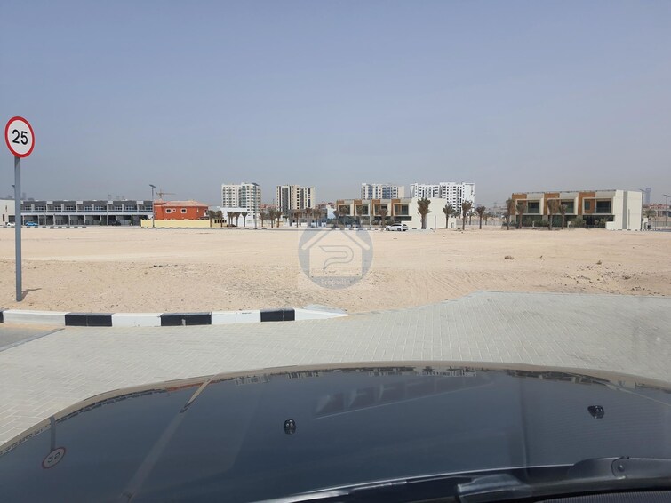 Dubai Healthcare City Land for Sale, Bur Dubai, Dubai