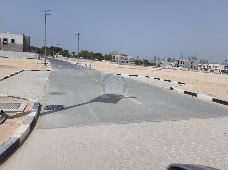 Dubai Healthcare City Land for Sale, Bur Dubai, Dubai