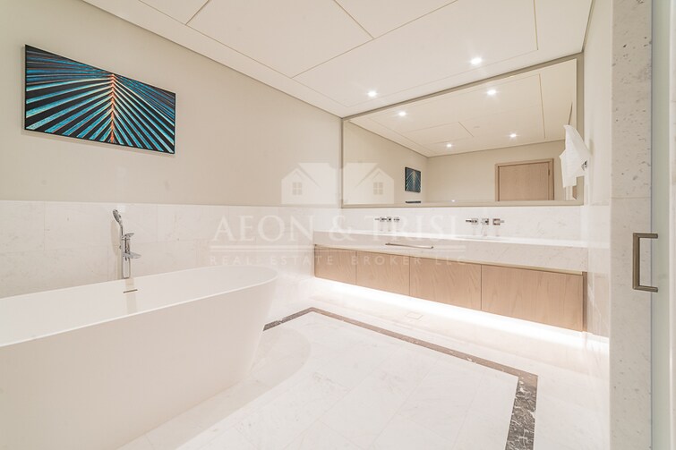  Apartment for Rent, Palm Jumeirah, Dubai