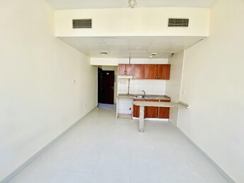 Studio Apartment For Rent in Muwaileh Building