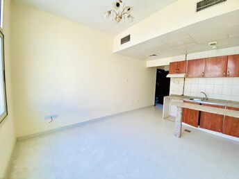 Studio Apartment For Rent in Muwaileh Building