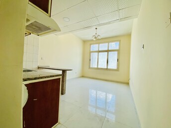 Studio Apartment For Rent in Muwaileh Building