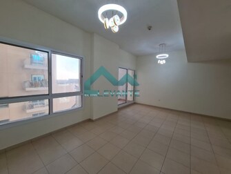 1 BR Apartment For Sale in Mazaya 4 Cover Image