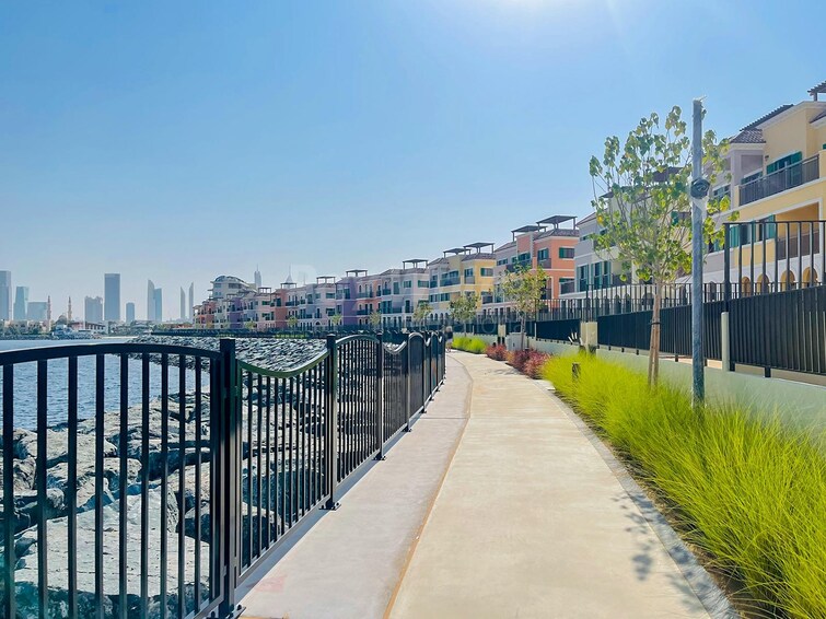 La Mer Villa for Sale, Jumeirah, Dubai