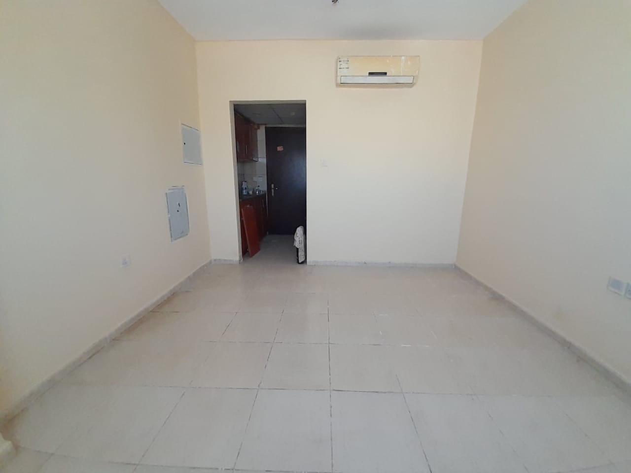 Muwaileh Building Apartment for Rent, Muwaileh, Sharjah