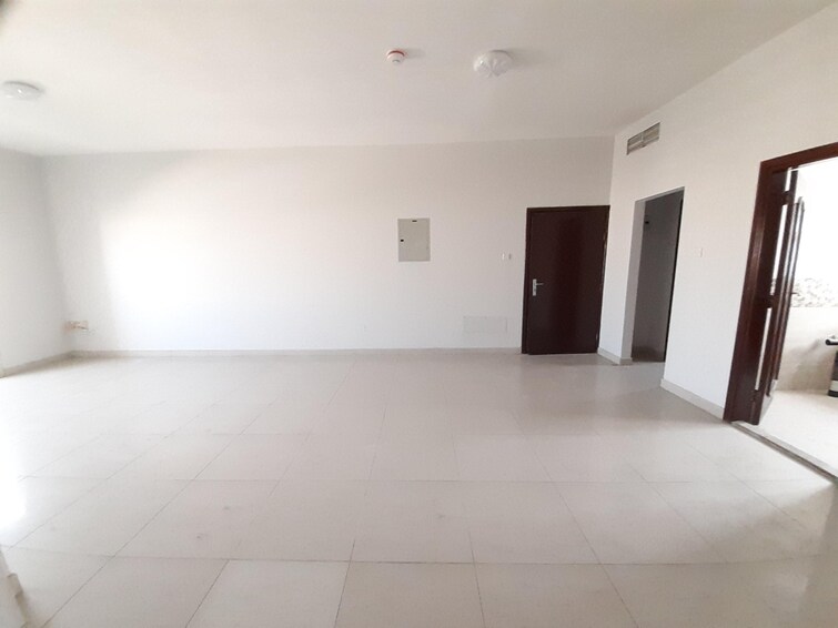 Muwaileh Building Apartment for Rent, Muwaileh, Sharjah