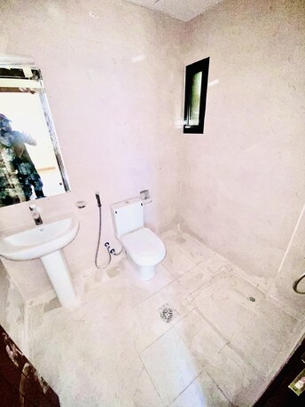 1 BR Apartment For Rent in Muwaileh Building