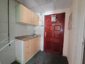 Studio Apartment For Rent in Muwaileh Building